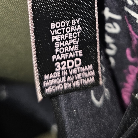 Body by Victoria perfect shape bra Victoria's Secret Bra NWT 32DD Logo Black - Picture 3 of 6